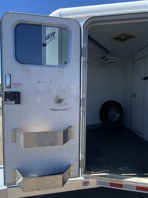 2000 Sooner 4 Horse Bumper Pull with Extra-Large Dressing Room — view 6