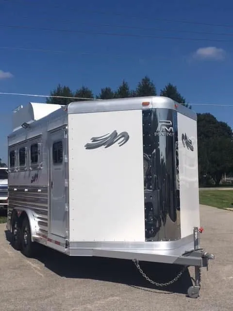 2018 Platinum Coach 3 Horse Bumper Pull with Mangers and Rear Tack — view 12