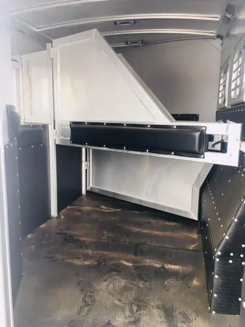 2018 Platinum Coach 3 Horse Bumper Pull with Mangers and Rear Tack — view 14