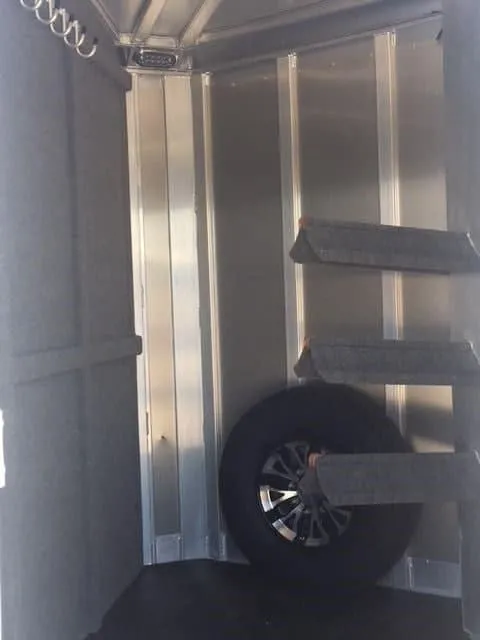2018 Platinum Coach 3 Horse Bumper Pull with Mangers and Rear Tack — view 19